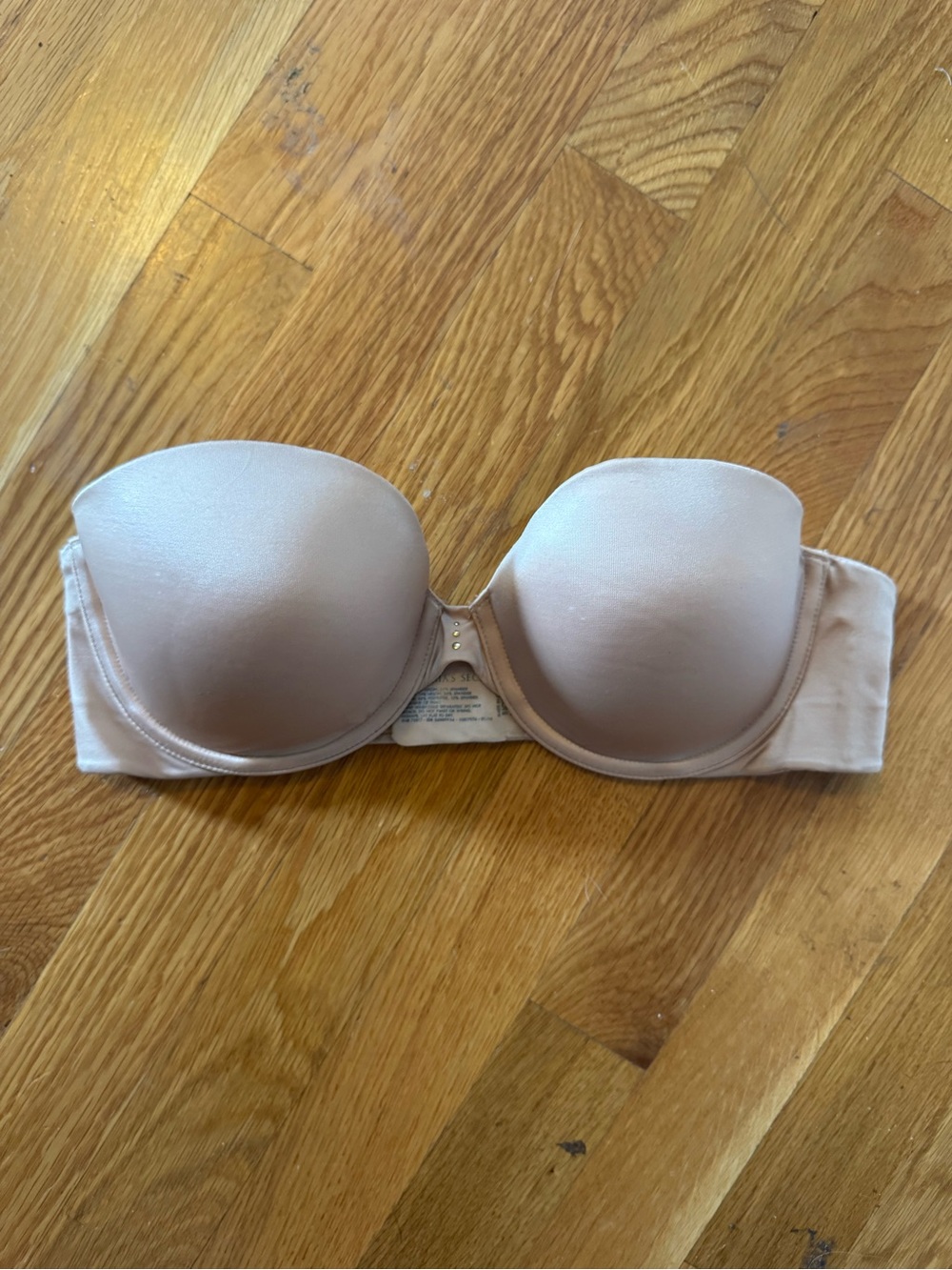 Victoria’s Secret Biofit Strapless Light Nude Bra 34C missing straps